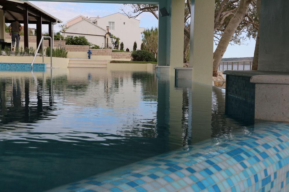 Hotel Vila 4M Ražanac Dış mekan fotoğraf