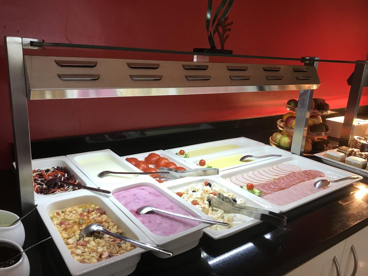 Hotel Vila 4M Ražanac Dış mekan fotoğraf