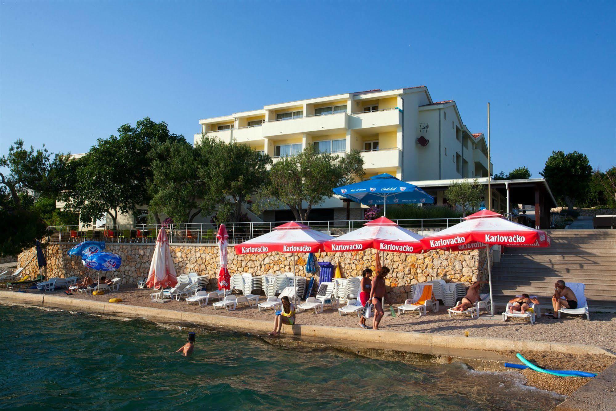Hotel Vila 4M Ražanac Dış mekan fotoğraf